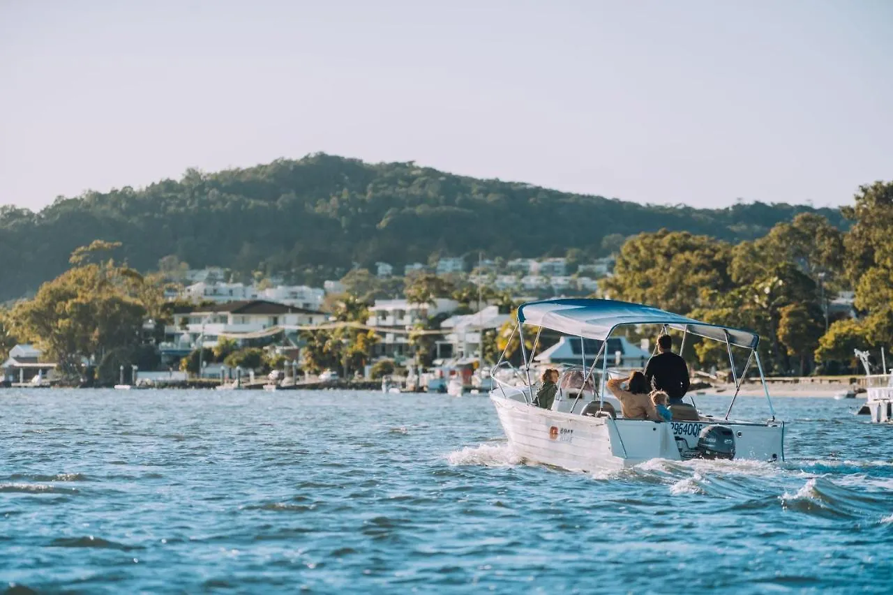 Noosa River Gardens 1 Hilton Terrace 76 テウェンティン