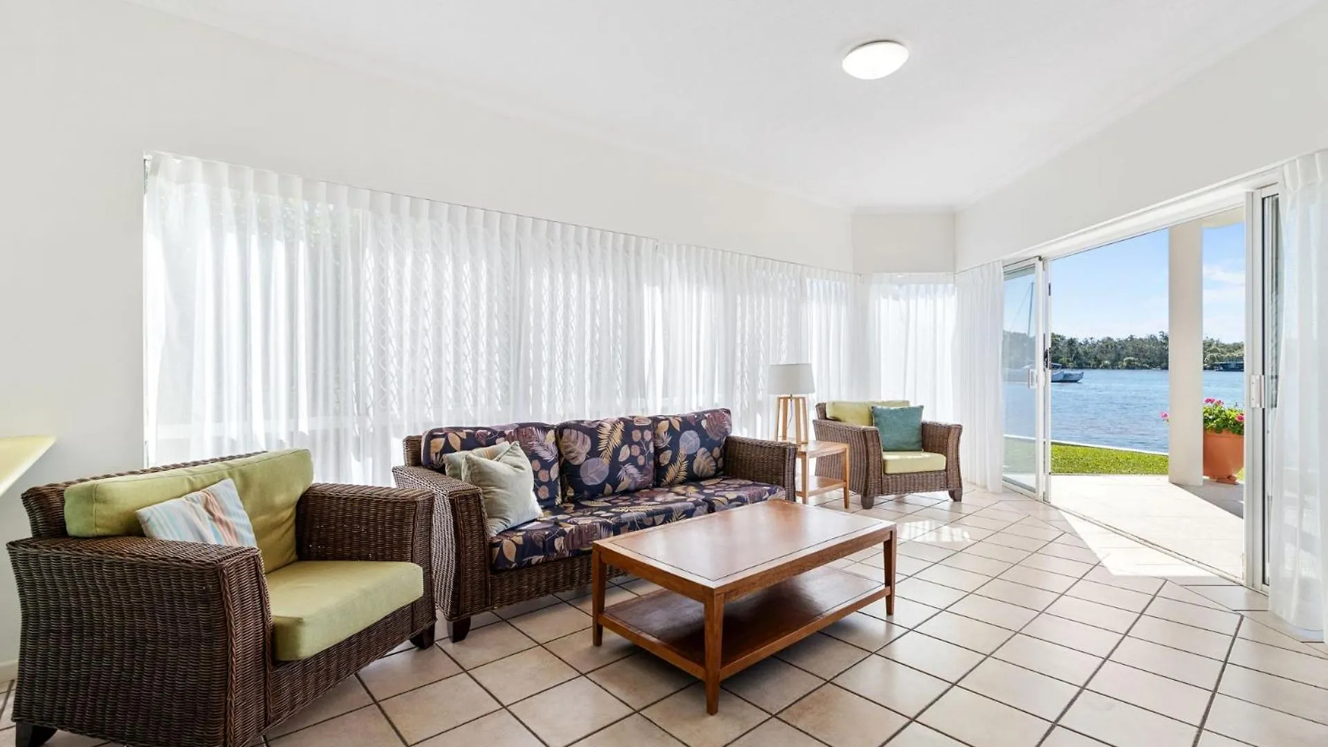 アパート Noosa River Gardens 1 Hilton Terrace 76 テウェンティン